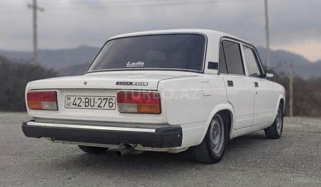 LADA (VAZ) 2107-10