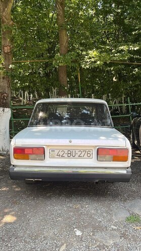 LADA (VAZ) 2107-2