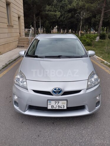 Toyota Prius-1