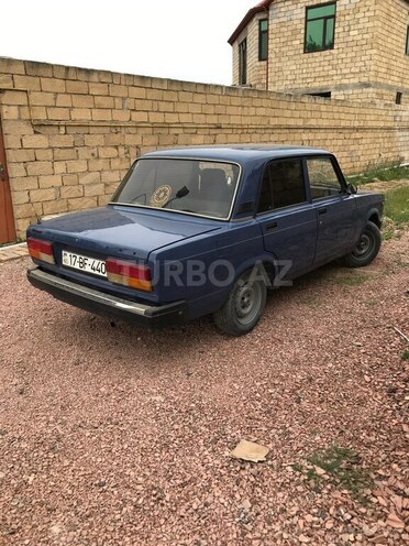 LADA (VAZ) 2107-2