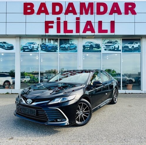 Toyota Camry-1