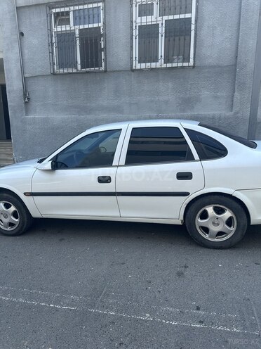 Opel Vectra-2