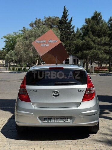 Hyundai i30-2