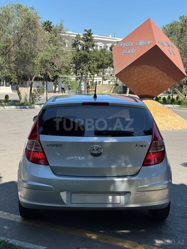 Hyundai i30-11