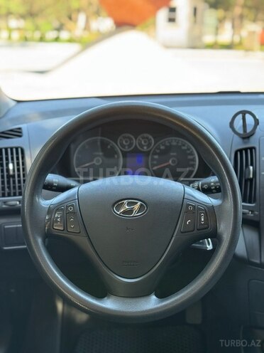 Hyundai i30-6
