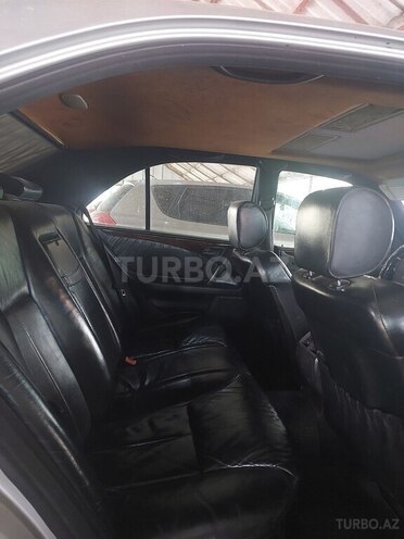 Mercedes E 280-2