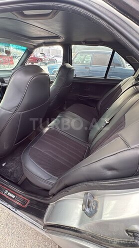 BMW 325-5