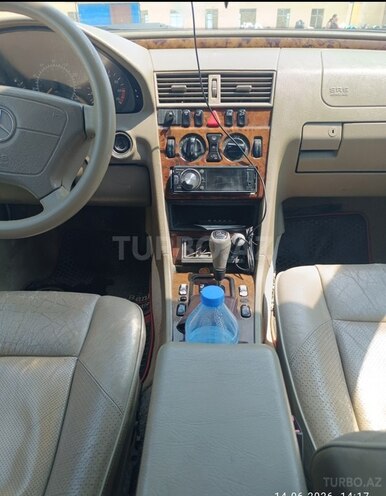 Mercedes C 230-4