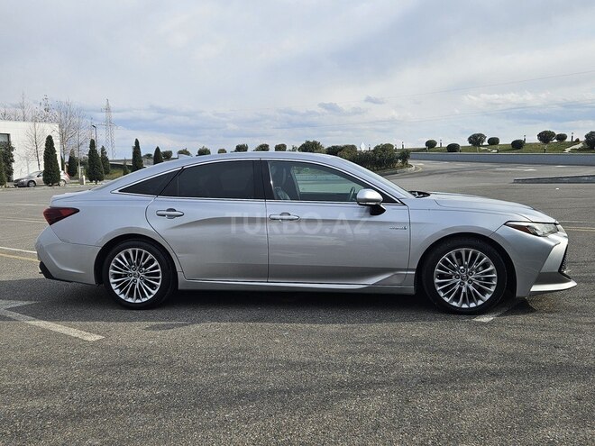 Toyota Avalon-5