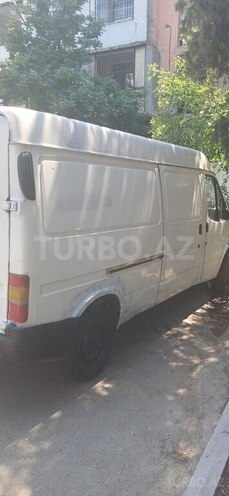 Ford Transit-4