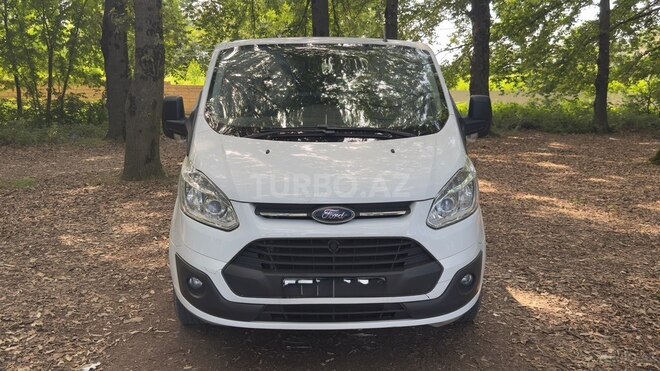Ford Transit Custom-1