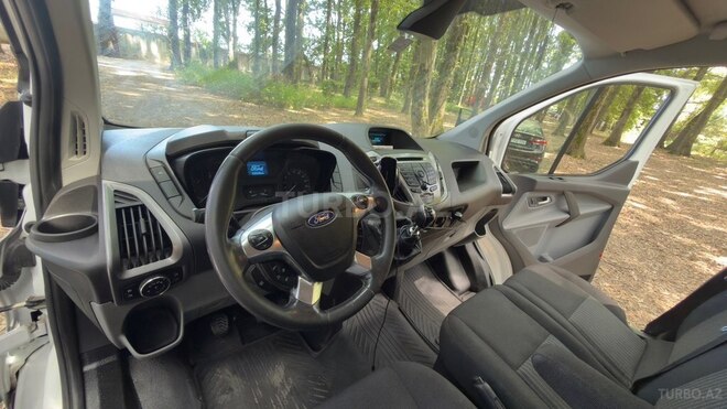 Ford Transit Custom-7