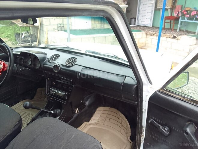 LADA (VAZ) 2106-9