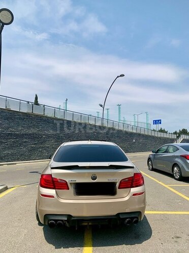 BMW 528-5