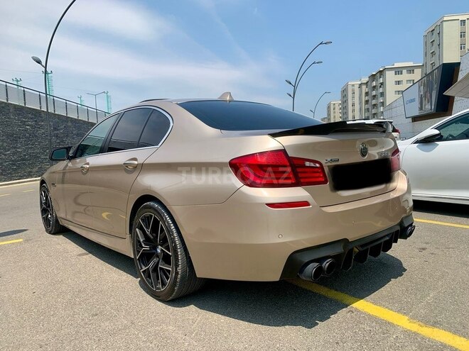 BMW 528-7