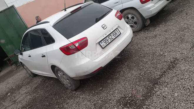 SEAT Ibiza-4