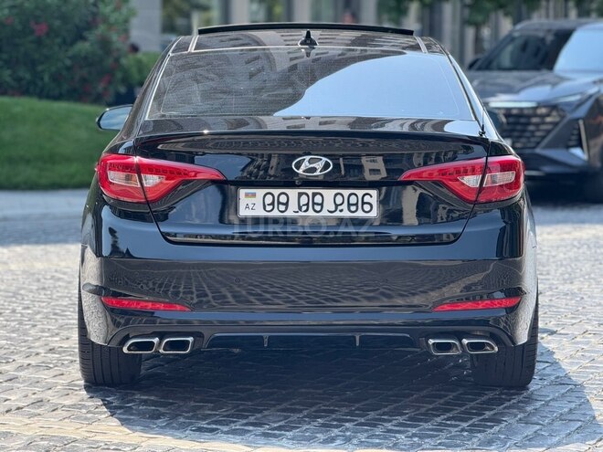 Hyundai Sonata-6
