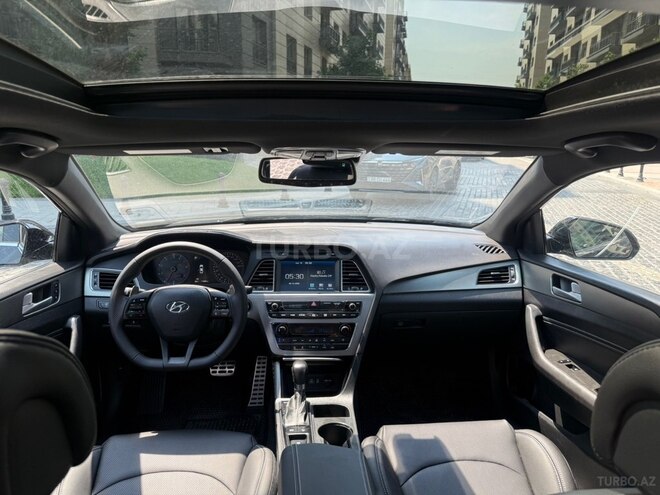 Hyundai Sonata-8