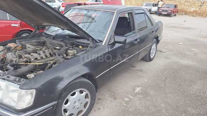 Mercedes 250 D-4