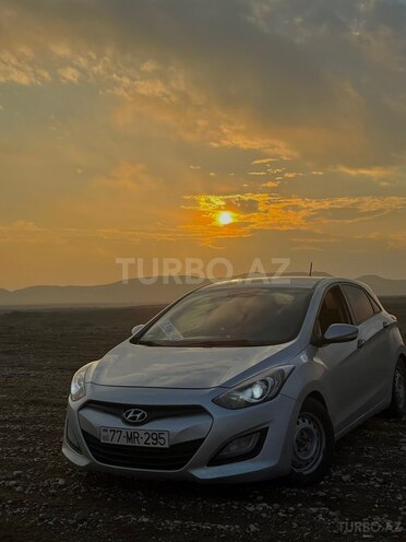 Hyundai i30-2