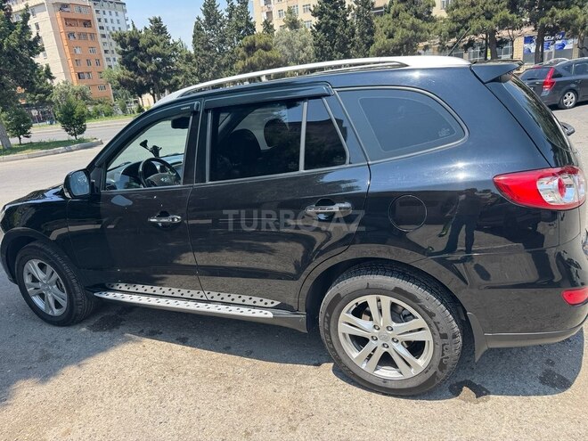 Hyundai Santa Fe-4