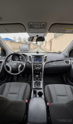 Hyundai i30-8