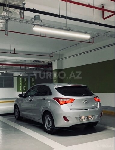 Hyundai i30-4