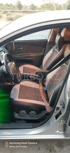 Kia Rio-2