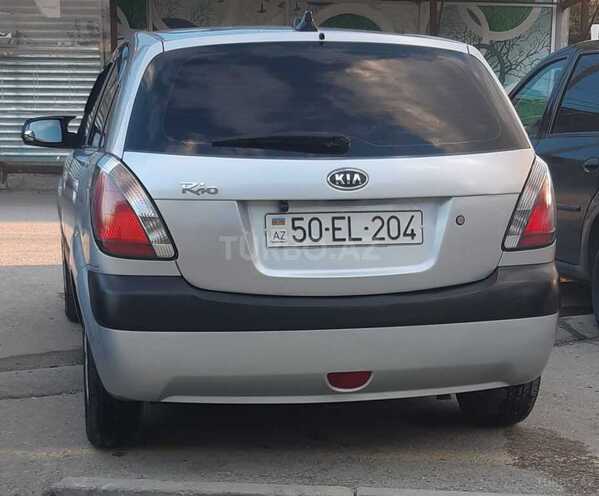 Kia Rio-4
