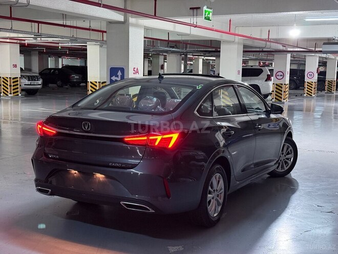 Changan Eado Plus-7