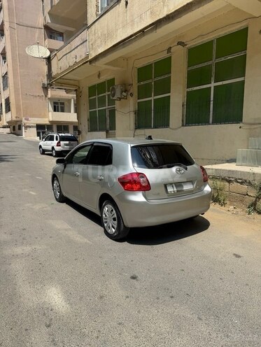 Toyota Auris-3