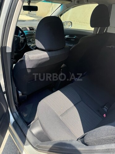 Toyota Auris-8