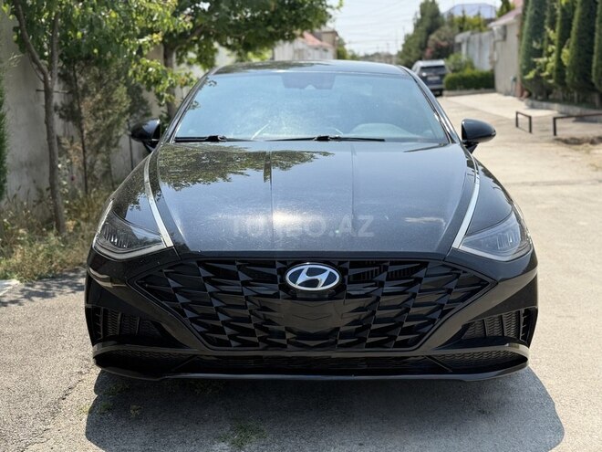 Hyundai Sonata-1