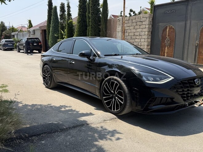 Hyundai Sonata-4
