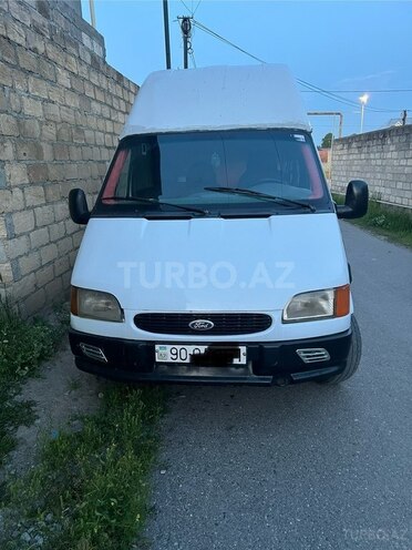 Ford Transit-1