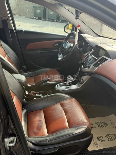Chevrolet Cruze-6