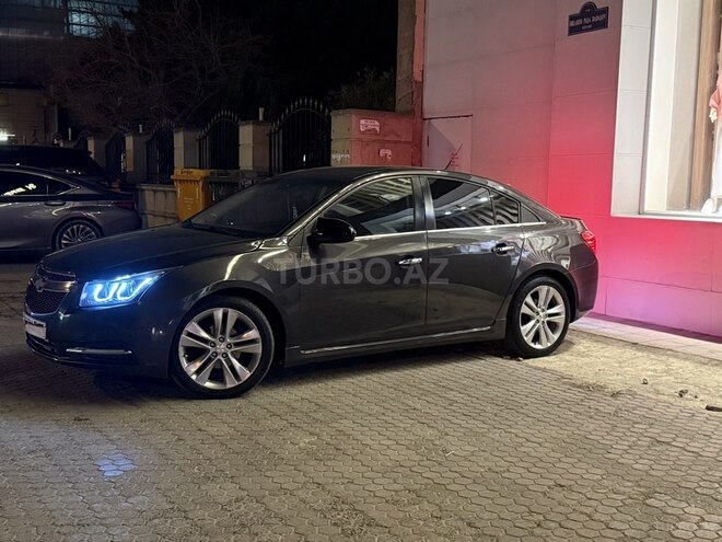 Chevrolet Cruze-9