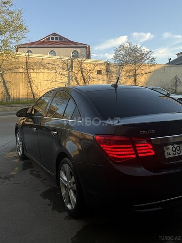 Chevrolet Cruze-10