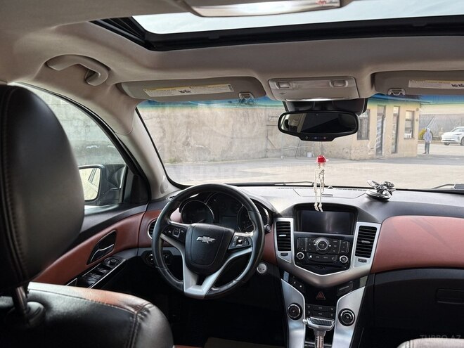 Chevrolet Cruze-5