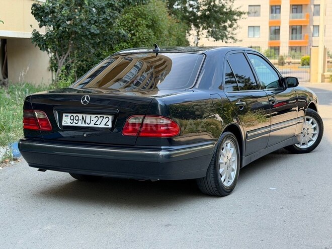 Mercedes E 200-9