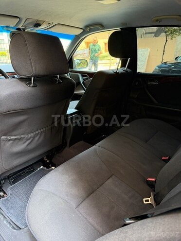 Mercedes E 200-16