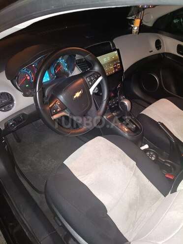 Chevrolet Cruze-8