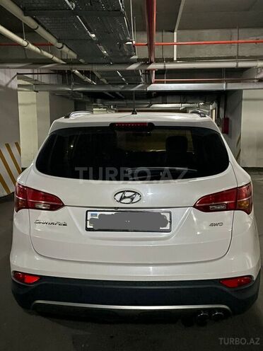 Hyundai Santa Fe-3