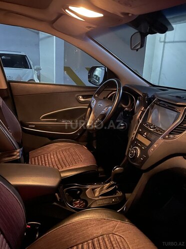 Hyundai Santa Fe-10
