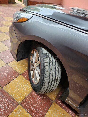Hyundai Sonata-6