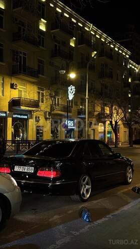 Mercedes E 240-14