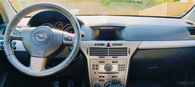 Opel Astra-2
