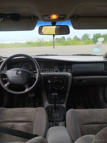 Opel Vectra-6