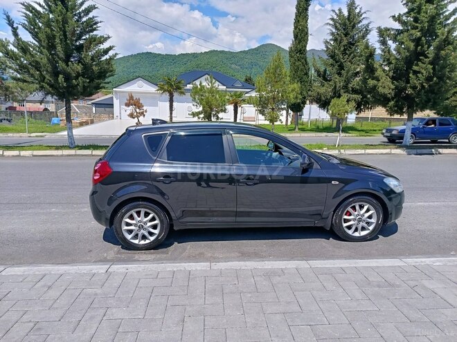 Kia Ceed-2