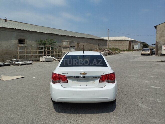 Chevrolet Cruze-3